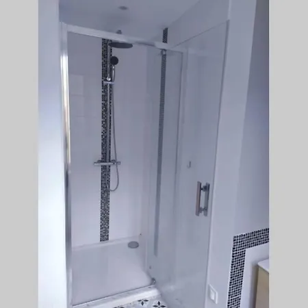 Apartment Au Coeur Des Remparts, L'ecrin 2 Chambres Pour 2-6 Pers *